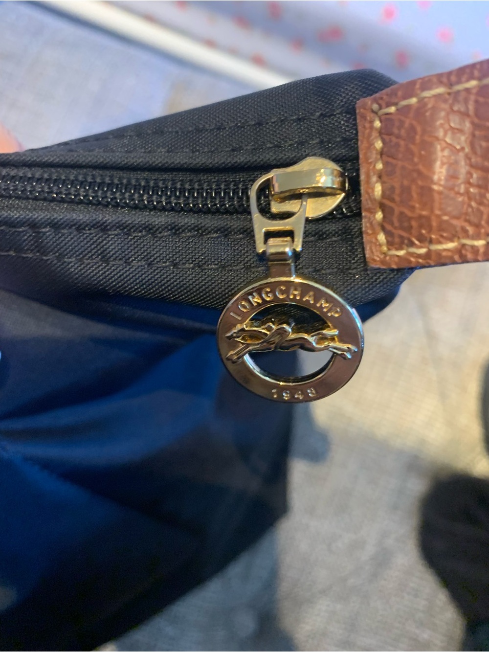 Longchamp large Black Tote - Picture 4 of 9